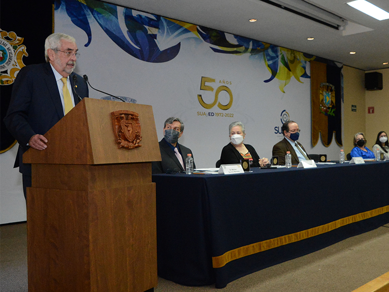El SUAyED de la UNAM, base firme para ampliar la matrícula y avanzar hacia nuevas modalidades educativas: Graue